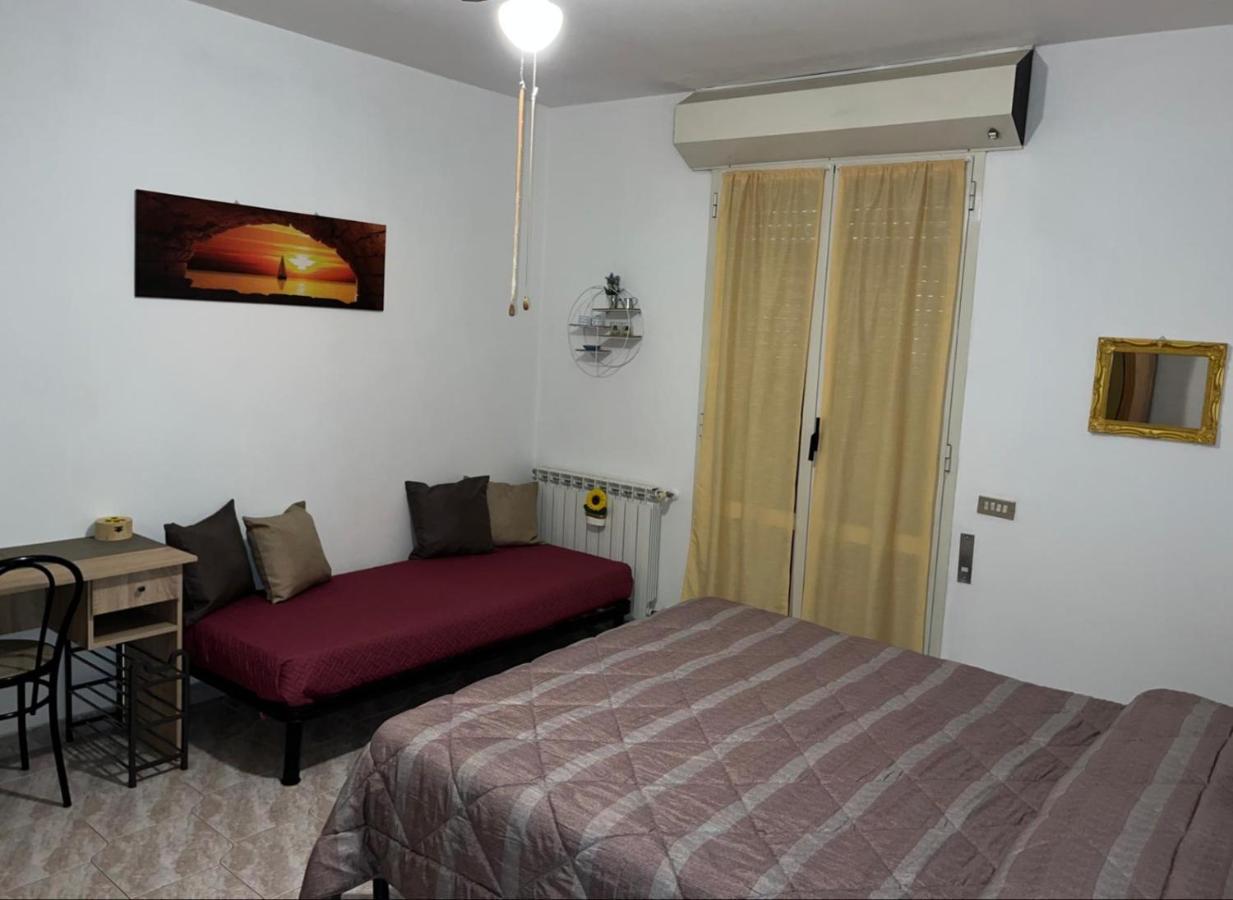 B&B Il Girasole Ortonovo Εξωτερικό φωτογραφία