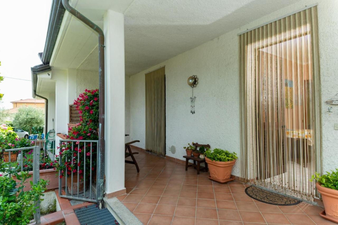 B&B Il Girasole Ortonovo Εξωτερικό φωτογραφία