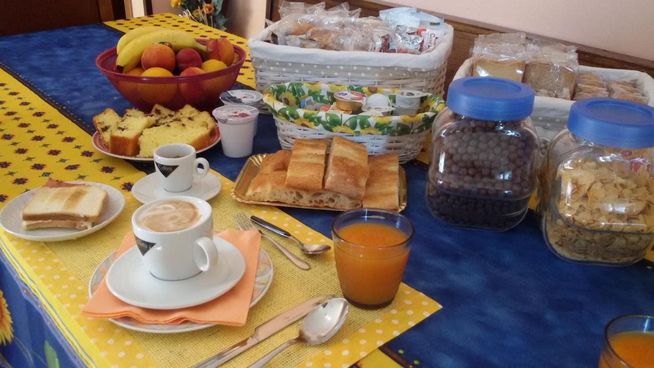 B&B Il Girasole Ortonovo Εξωτερικό φωτογραφία