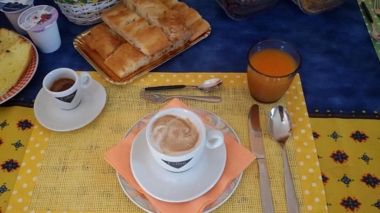 B&B Il Girasole Ortonovo Εξωτερικό φωτογραφία