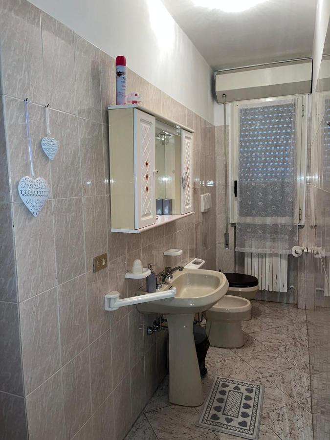 B&B Il Girasole Ortonovo Εξωτερικό φωτογραφία