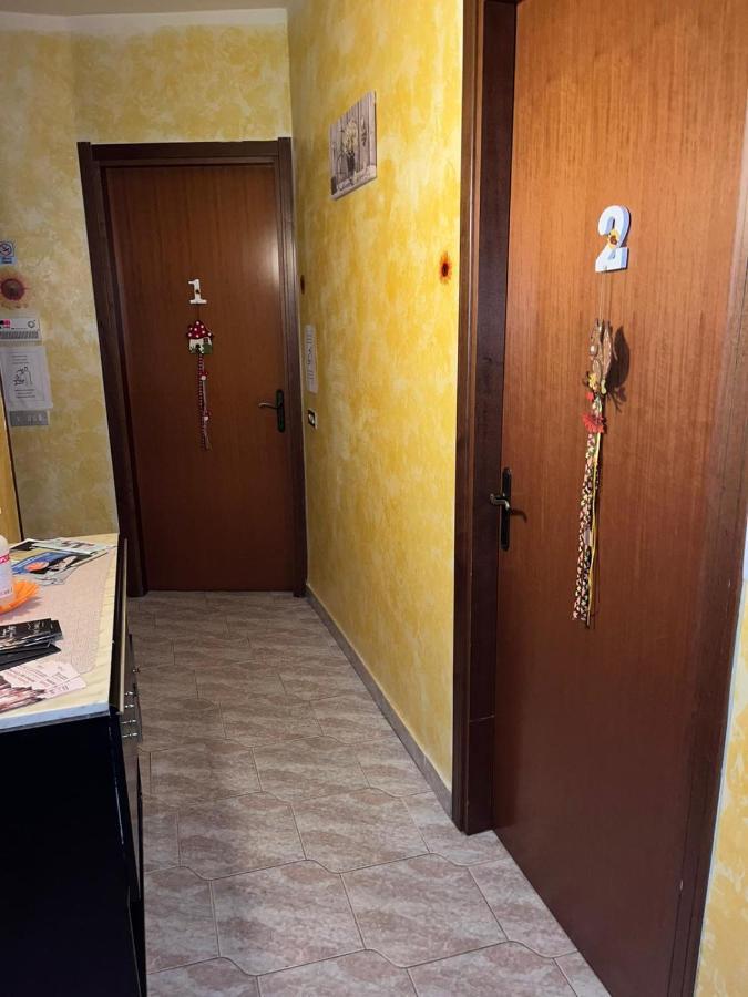 B&B Il Girasole Ortonovo Εξωτερικό φωτογραφία