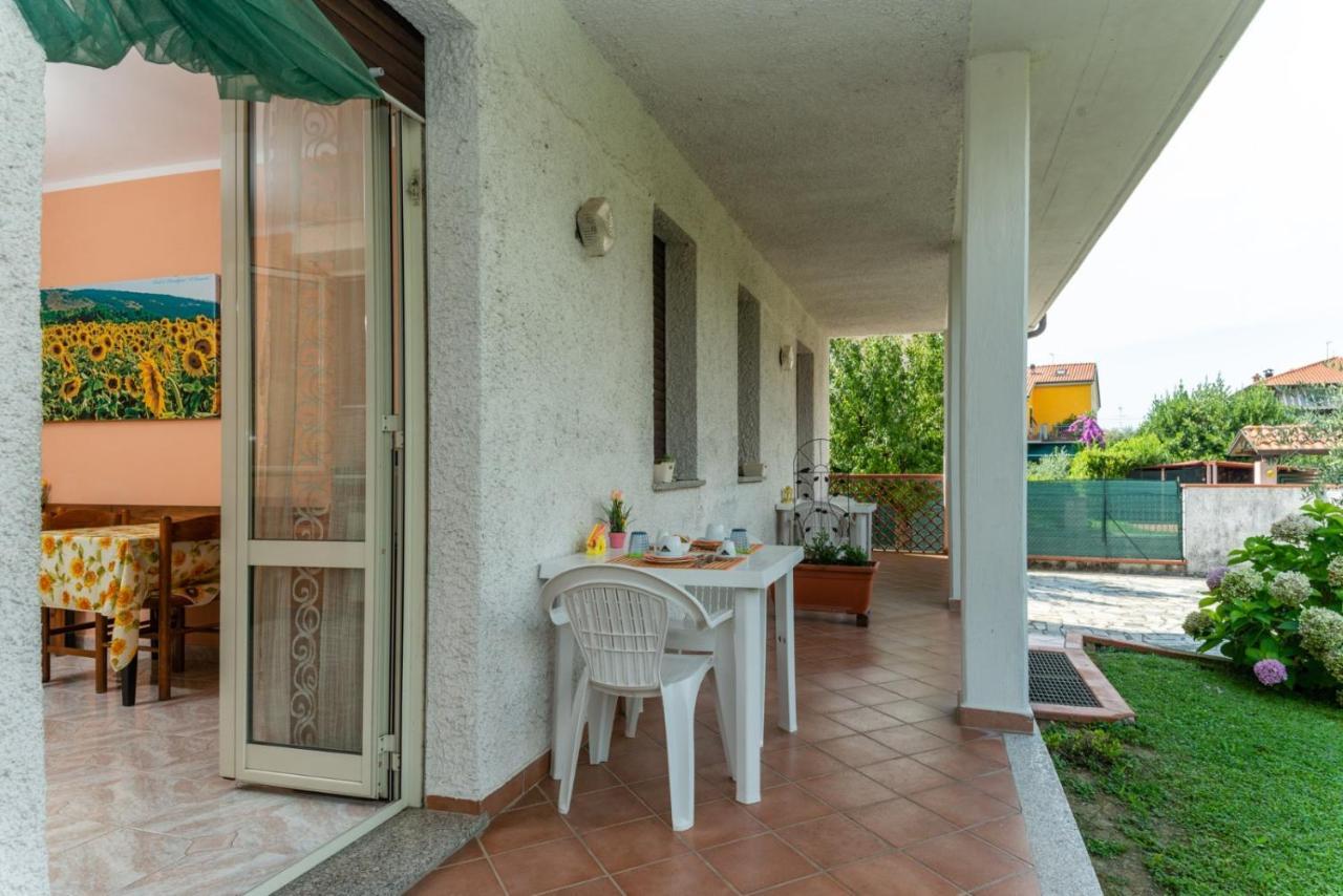 B&B Il Girasole Ortonovo Εξωτερικό φωτογραφία