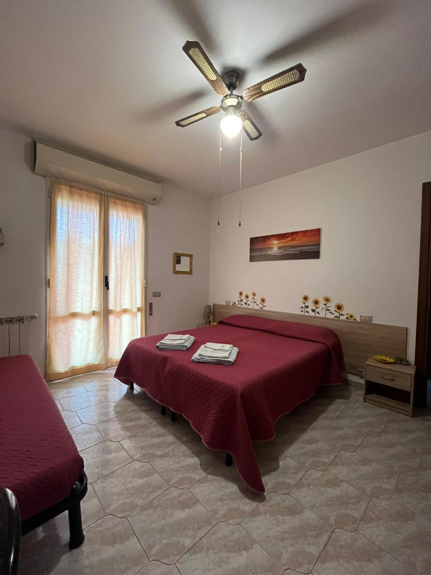 B&B Il Girasole Ortonovo Εξωτερικό φωτογραφία